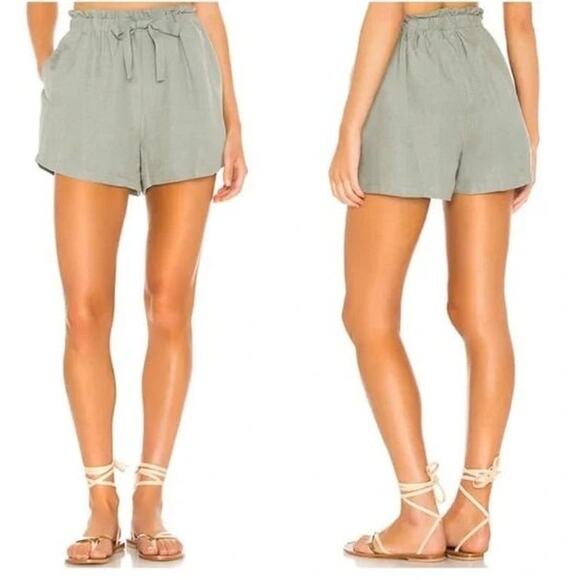 Seafolly Flowing Lightweight Drawstring Stretch Waist Shorts w Pockets
